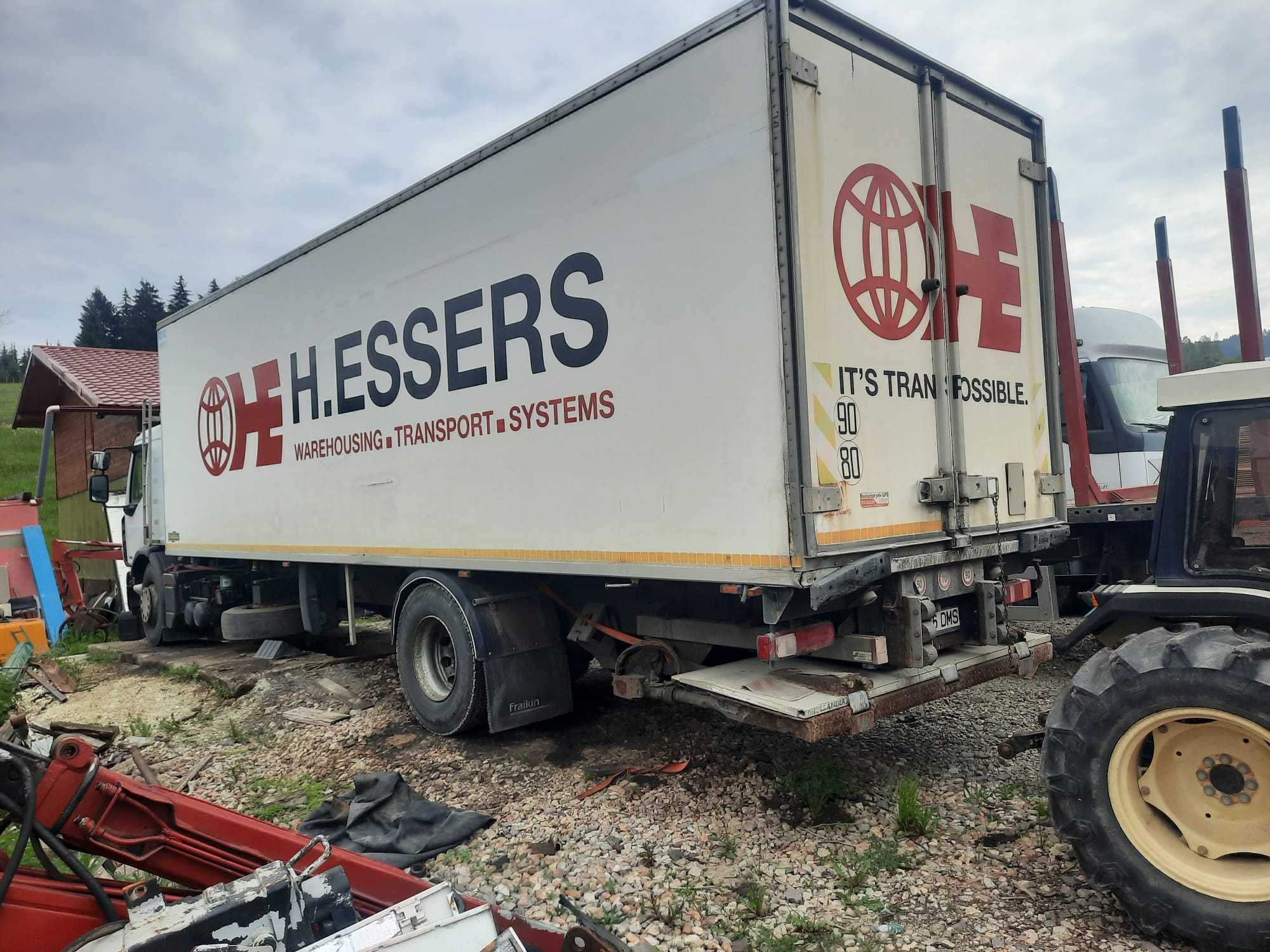 camion renault pentru dezmembrat