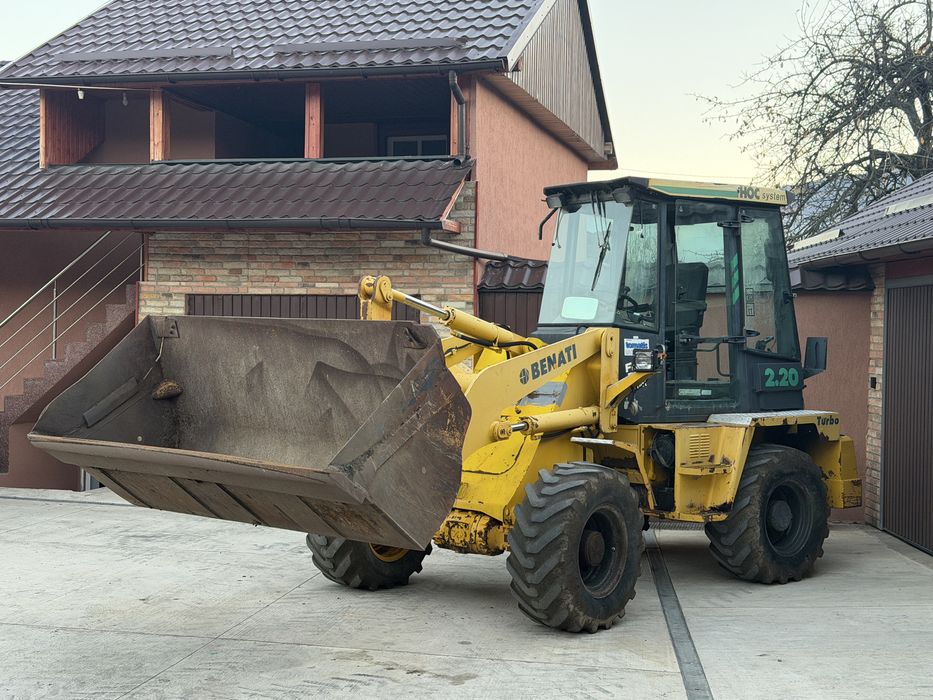 Vand VOLA BENATI (Incarcator frontal) Import Italia !