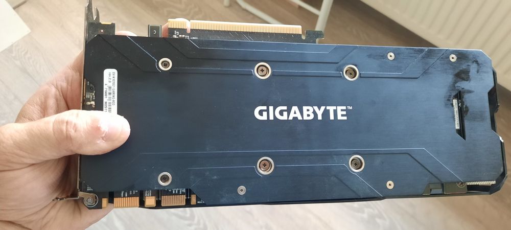 Vând placa video nvidia gtx 1070