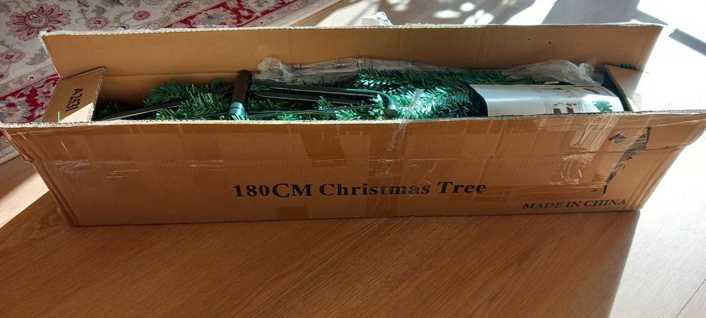 Коледна изкуствена елха 180 см . Нова