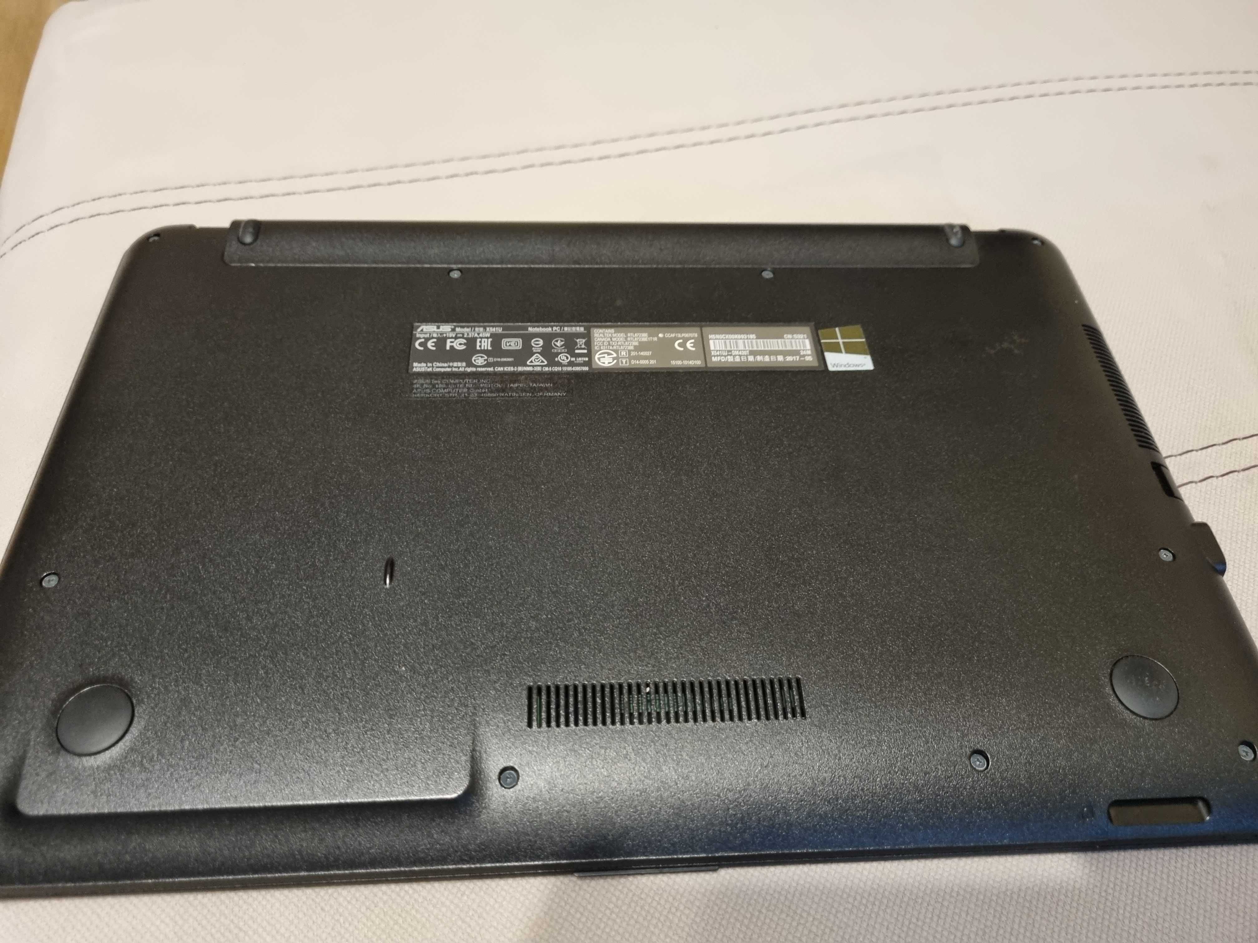 Laptop Asus i3, 8GB memorie ram, video dedicata, SSD 480gb.