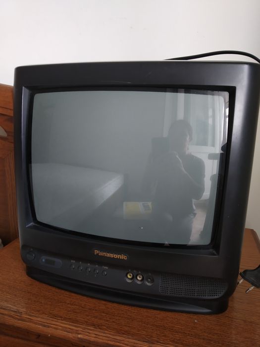 Продам телевизор