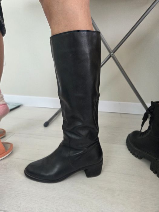 Сапог и ботинка почти новая