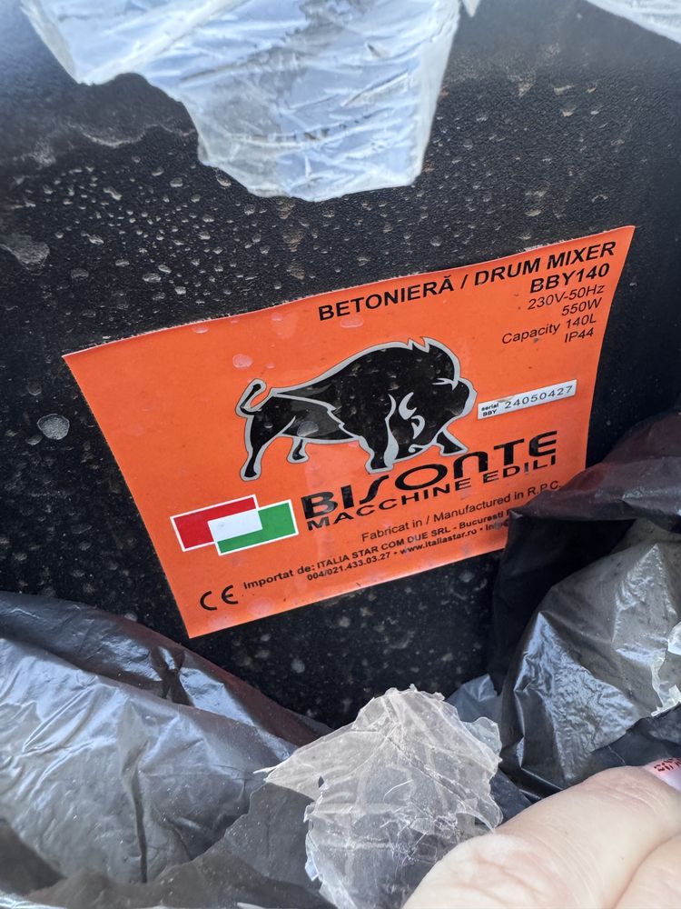 Betoniera bisonte 140l