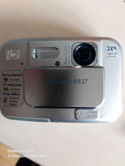 Camera HP Photosmart R837