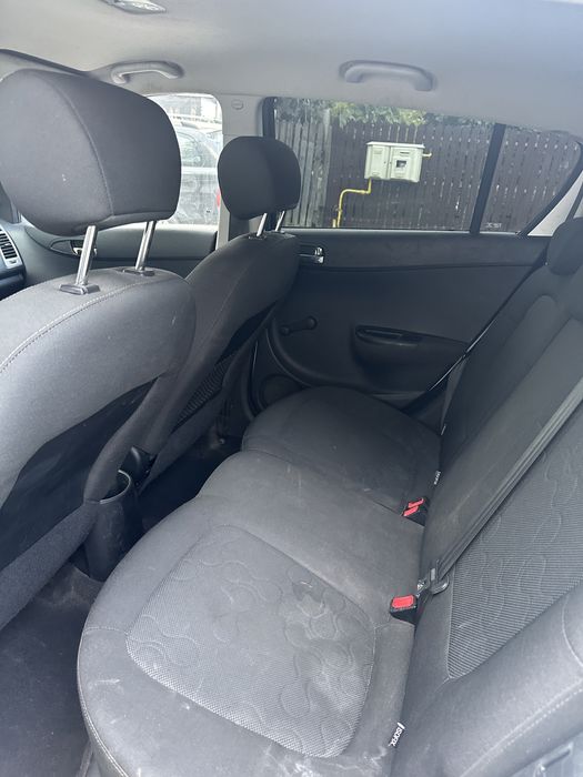 Vand/ Schimb Hyundai i20, 2012, 1.4crdi, inmatr.ro