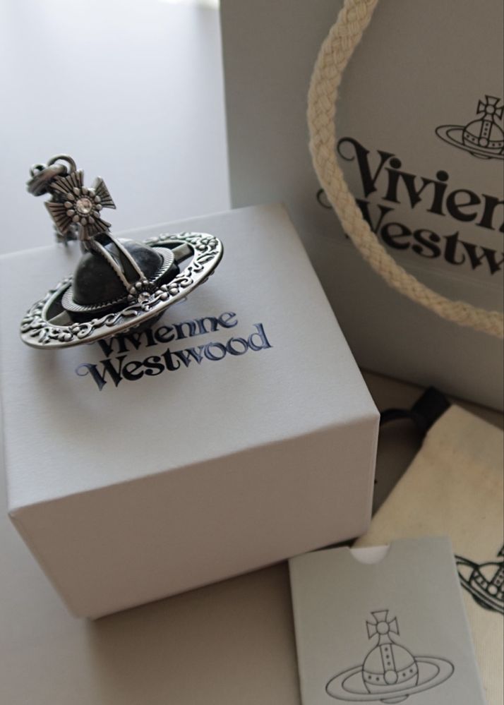 Vivienne Westwood гердан