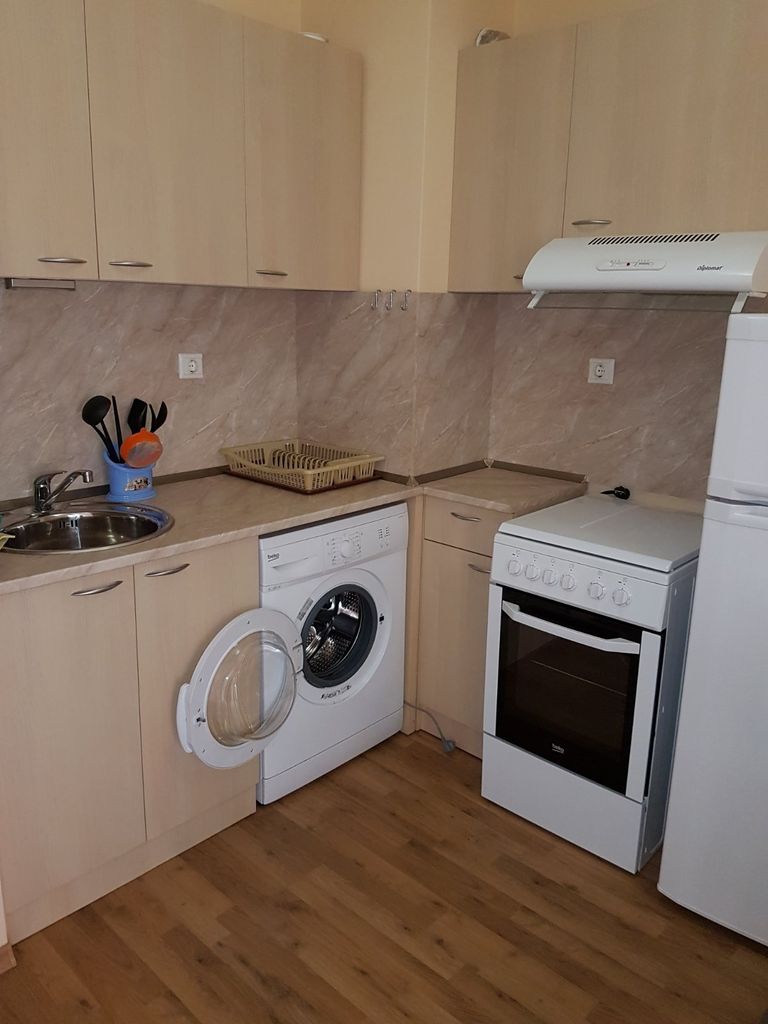 Дава се под наем Двустаен апартамент в София, Банишора - 67 кв.м за 561 € - Снимка #6