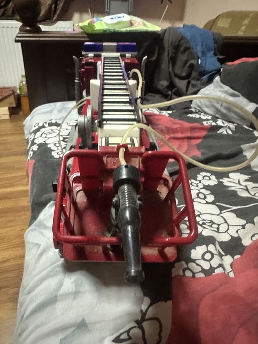 Auto scara de pompieri