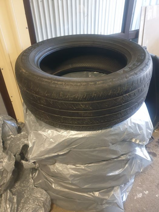 Продам  б/у резину недорого