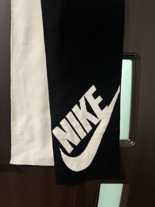 Fular Nike black and white