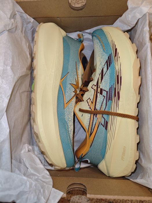 Asics gel trabuco max 4 44 PRET FIX