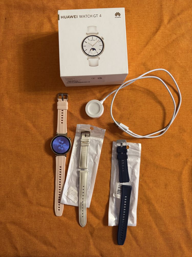 Huawei Watch GT4 41mm + 2 силиконови каишки гаранция до ноември 2025
