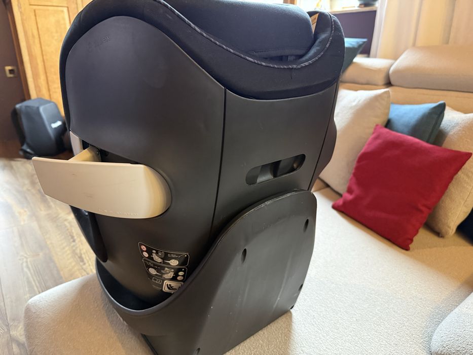 Столче за кола от 3 месечно до 4 годишно Cybex Gold Sirona M2 i-Size
