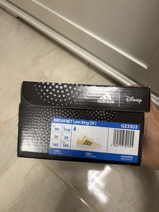 Маратонки Adidas Disney 25 размер