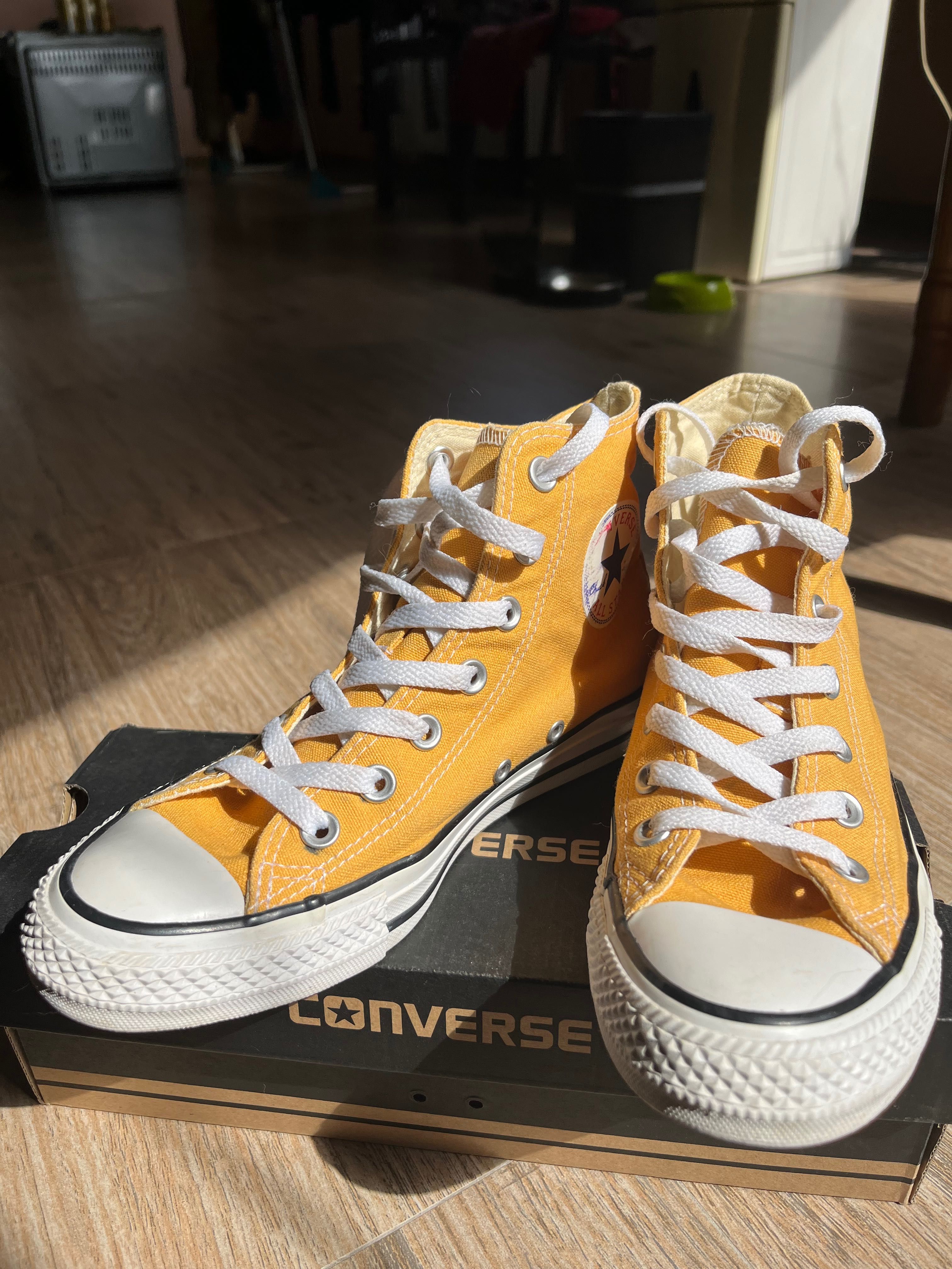 Converse Дамски жълти кецове