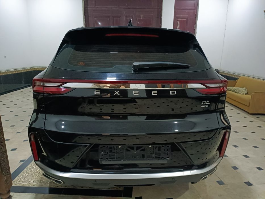 Exeed TXL 2024 ideal