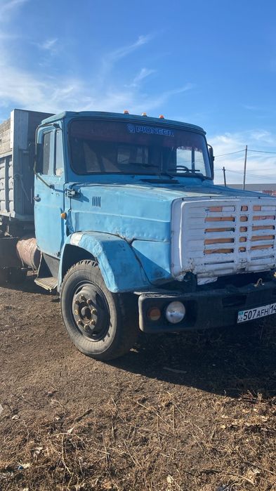Продам грузовую машину ЗИЛ