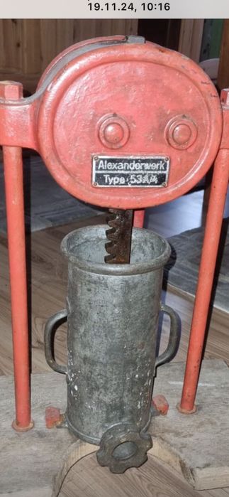 Cârnāțar Alexanderwerk