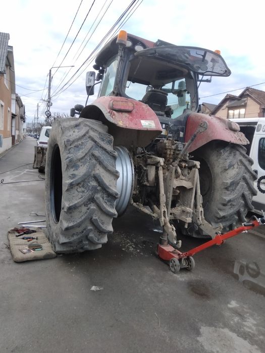 Reparatii roți de tractoare la domiciliu sau pe camp .