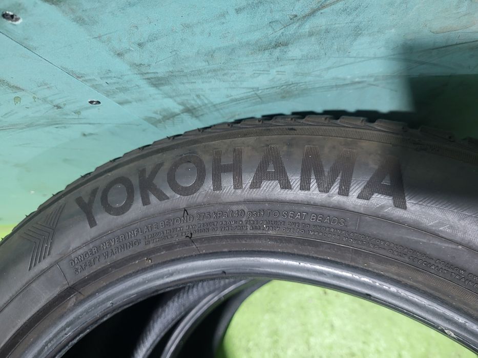 2 бр зимни 245/50/18 Yokohama