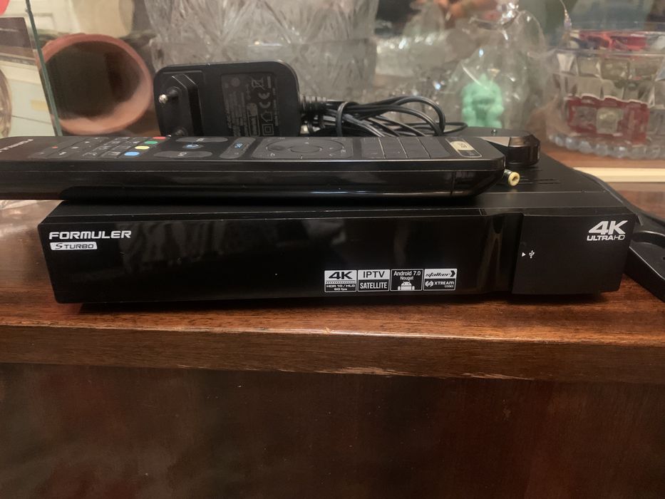 Продам спутниковый тюнер FORMULER S turbo 4K ULTRA HD