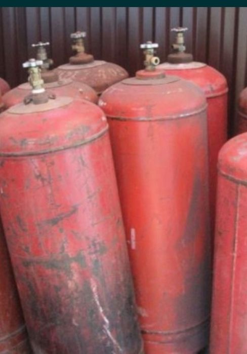 Продам газовый баллон 1 шт б/у