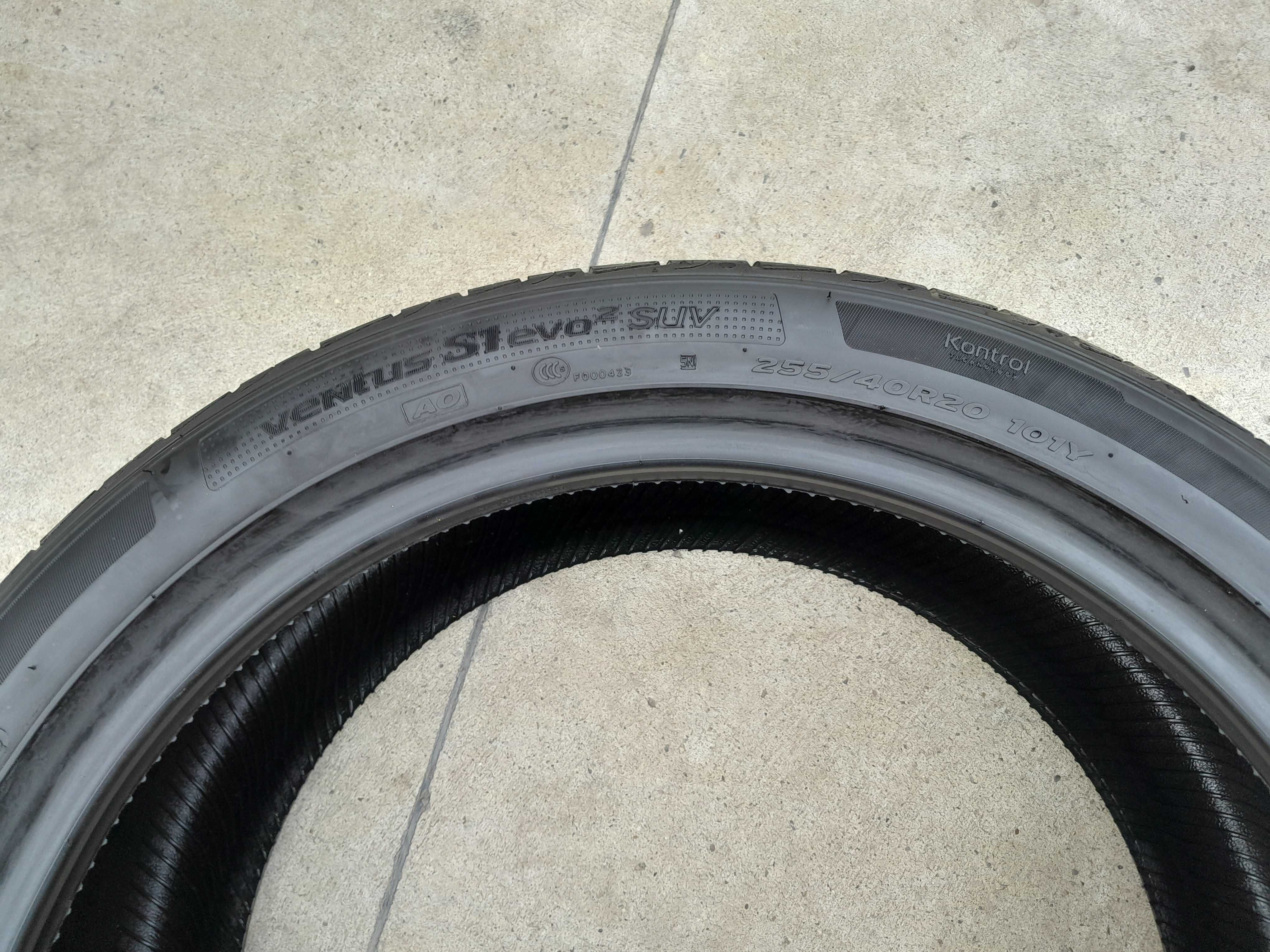 Doua anvelope de vara 255 40 20 hankook ventus S1 evo 2 cu 7,5 mm