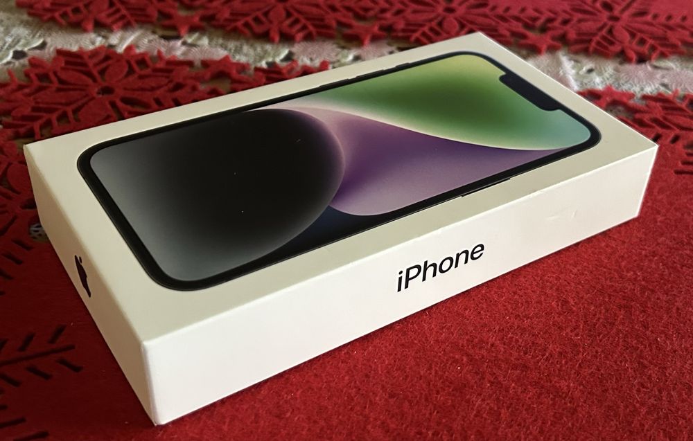 Vand iPhone 14,impecabil