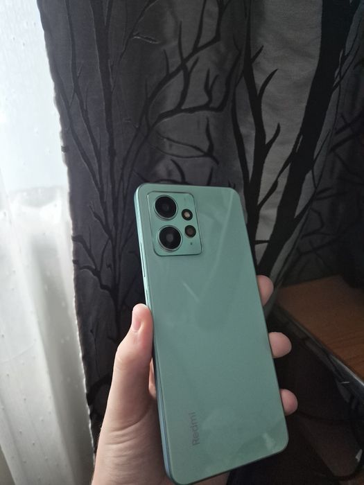 Vand telefoane functionale si de piese