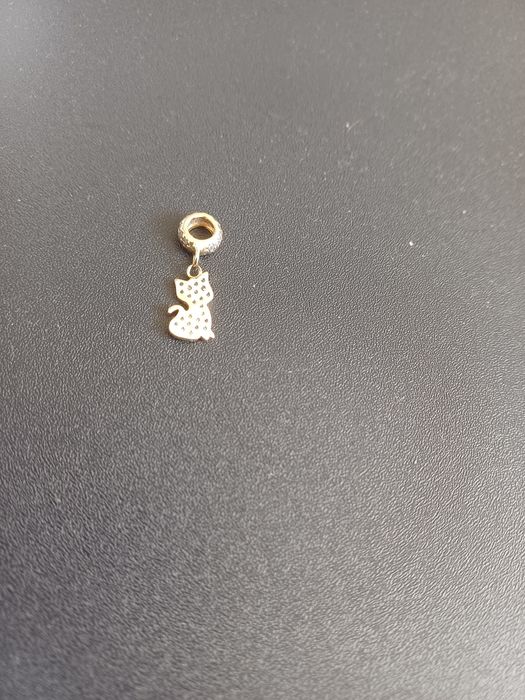 Charm de aur galben de 14k