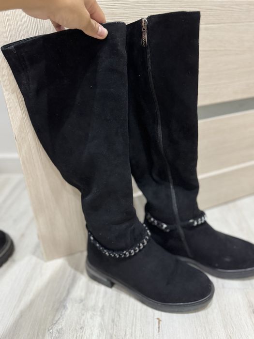 Зимние женские сапоги