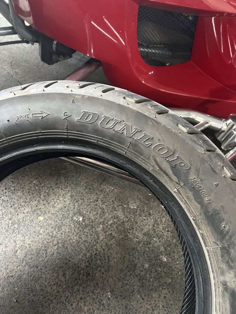 Dunlop Предна 100/90/19 Задна гума 150/80/16