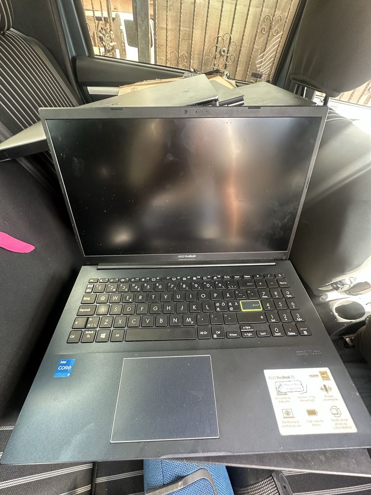 Vand laptoprui modele diferite