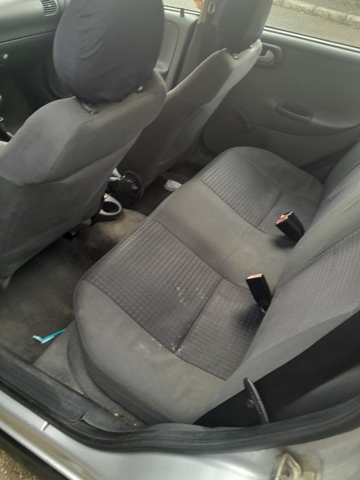 Vand urgent Opel corsa 2003