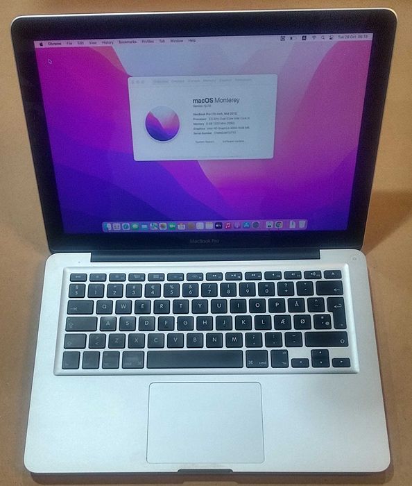 Vand MacBook Pro I5 8GB SSD 256GB bat 20cicluri