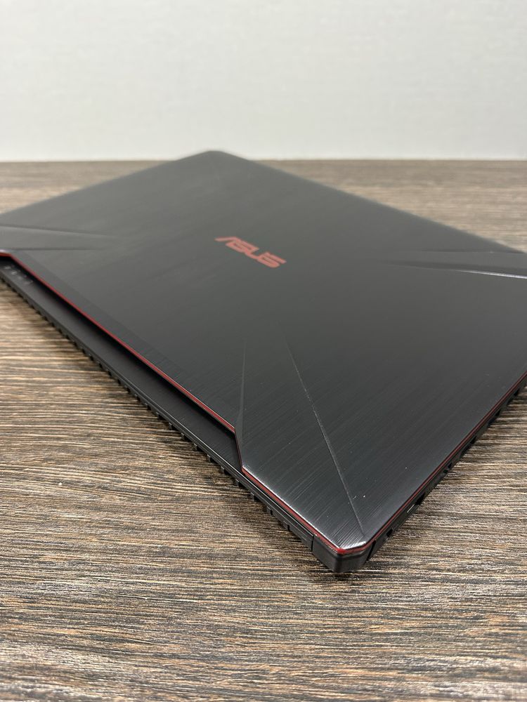 ASUS Tuf Gaming мощный i5 8-ядер, для игр и графики AutoCAD и 3DMaxs