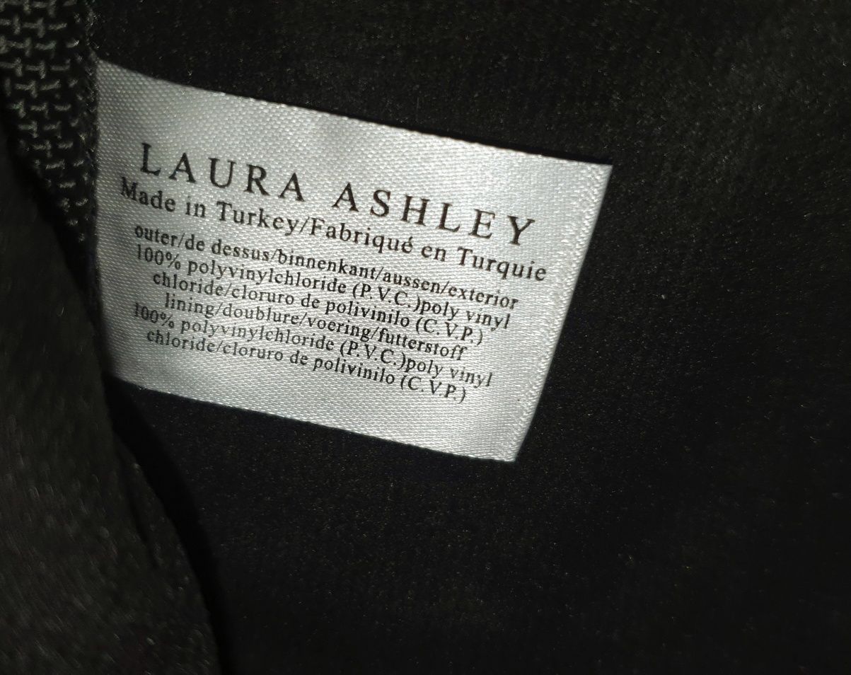 Vând geantă de umăr Laura Ashley