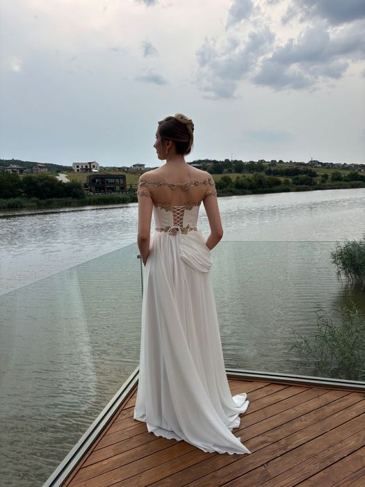 Vand rochie alba