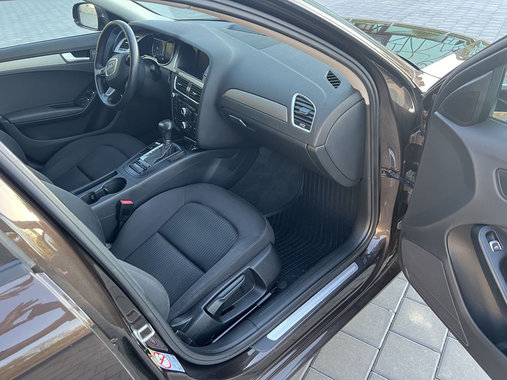 Audi A4, 1.8 Benzina, Automatic, Berlina, Mokka Brown 10.2014