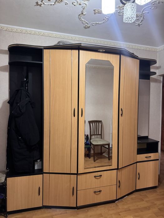 Продается шкаф в очень хорошем состоянии