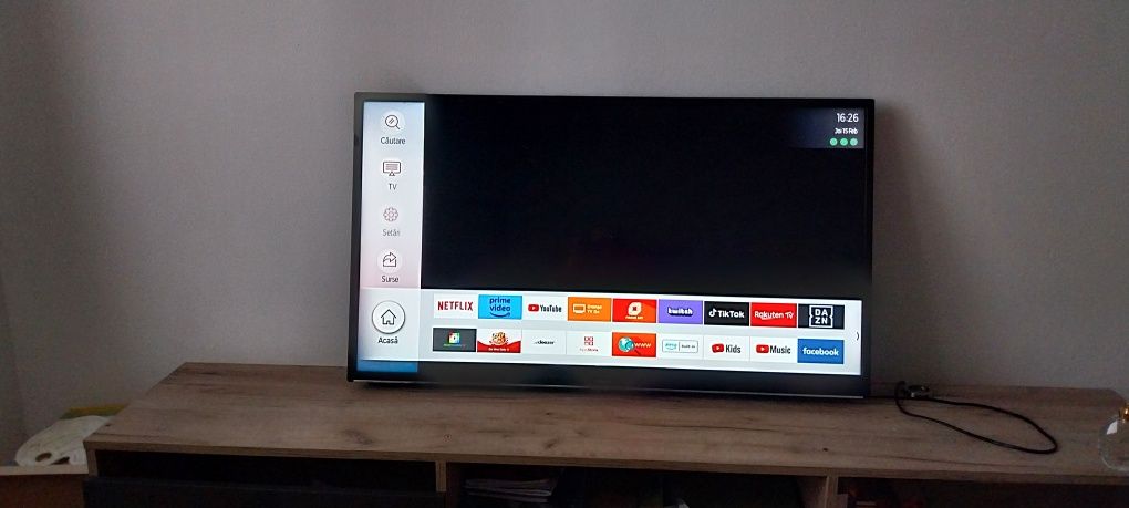 Vând tv smart Horizon