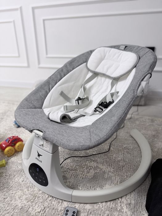 Продам шезлонг детский электрический