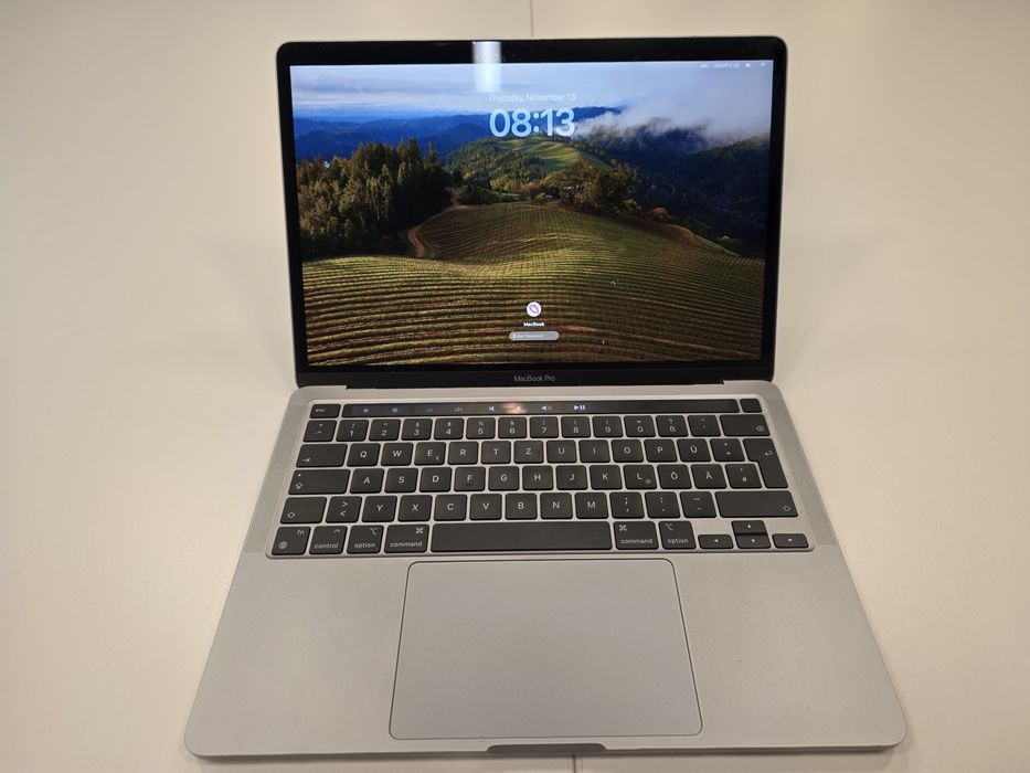 MacBook Pro 13″ M1 Pro / 16 GB / 512 GB + Cutie & Încărcător Original