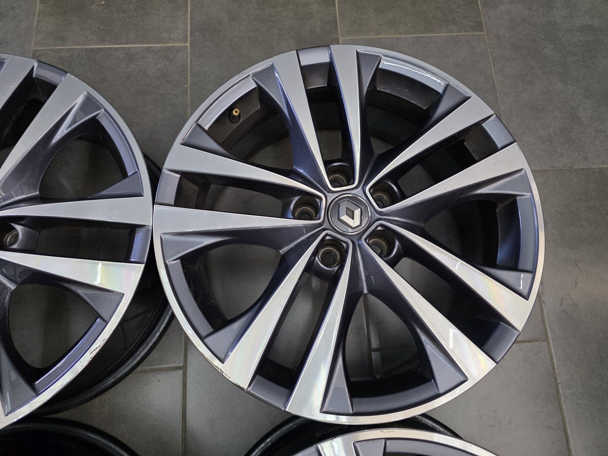 Джанти 18 - Renault Espace 2015-