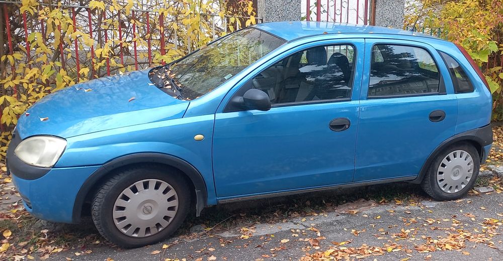 Opel Corsa 1.0 Бензин