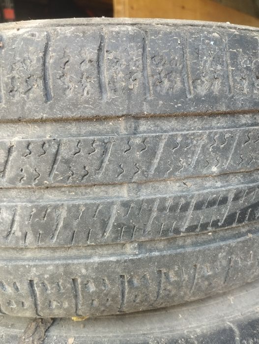Срочно продам шины от нексии kumho r14