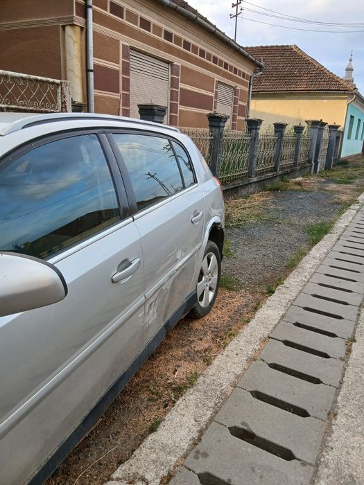 Opel Signum pentru piese