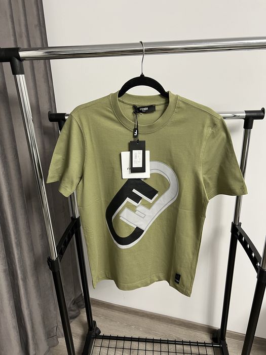 Tricou FENDI super calitate