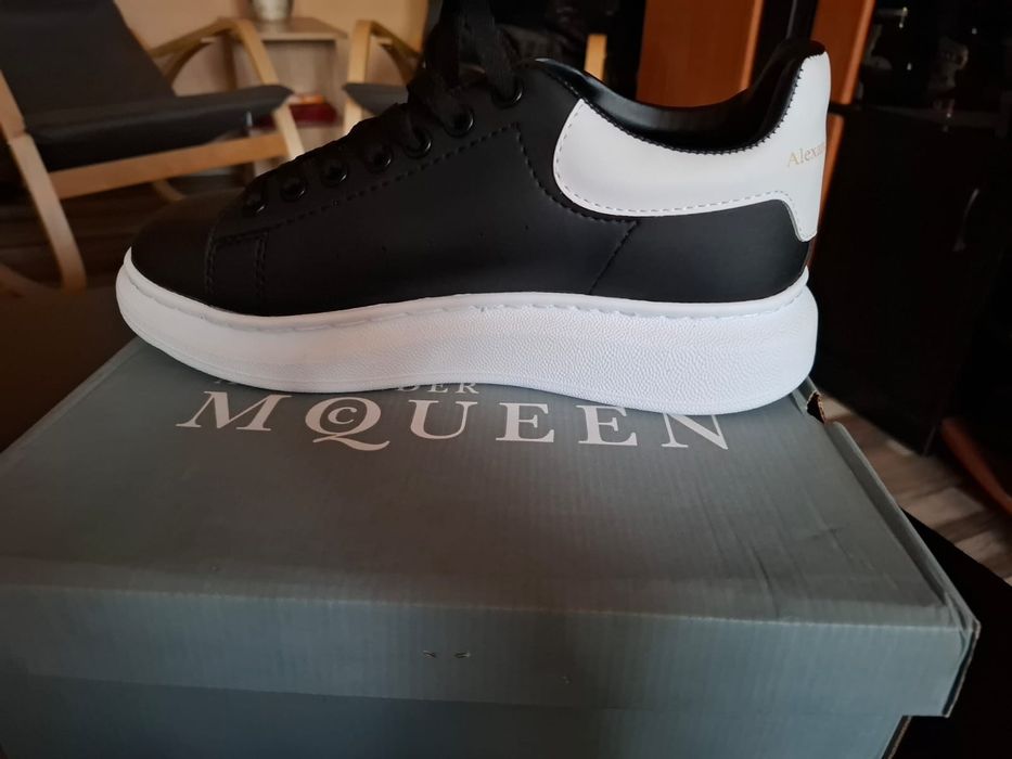 Adidași Alexander Mcqueen